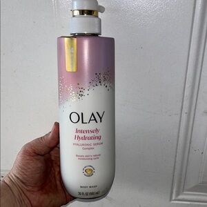 Olay Intense Hydrating Body Wash